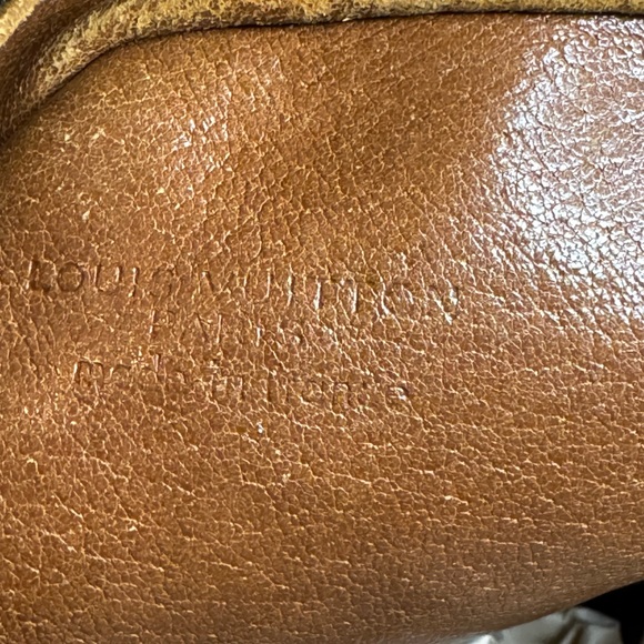 LOUIS VUITTON Marceau Messenger Crossbody - Picture 16 of 16